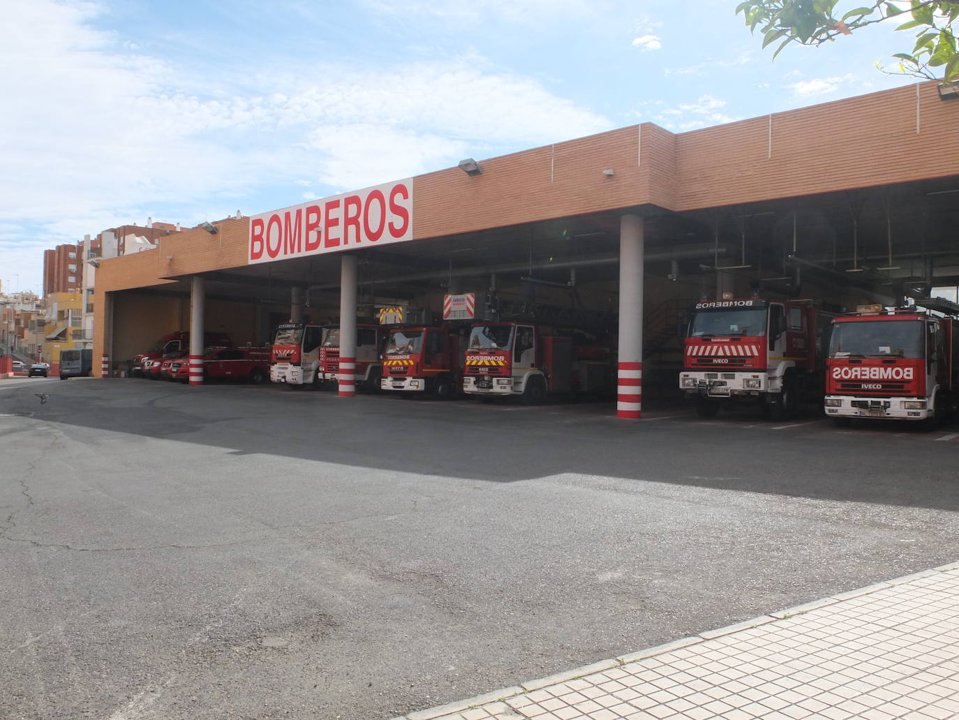 Fotos: El Parque De Bomberos Abre Sus Puertas | Ideal